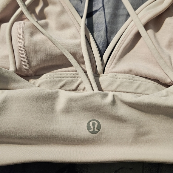Lululemon Pushing Limits Bra *Light Support - Picture 4 of 5